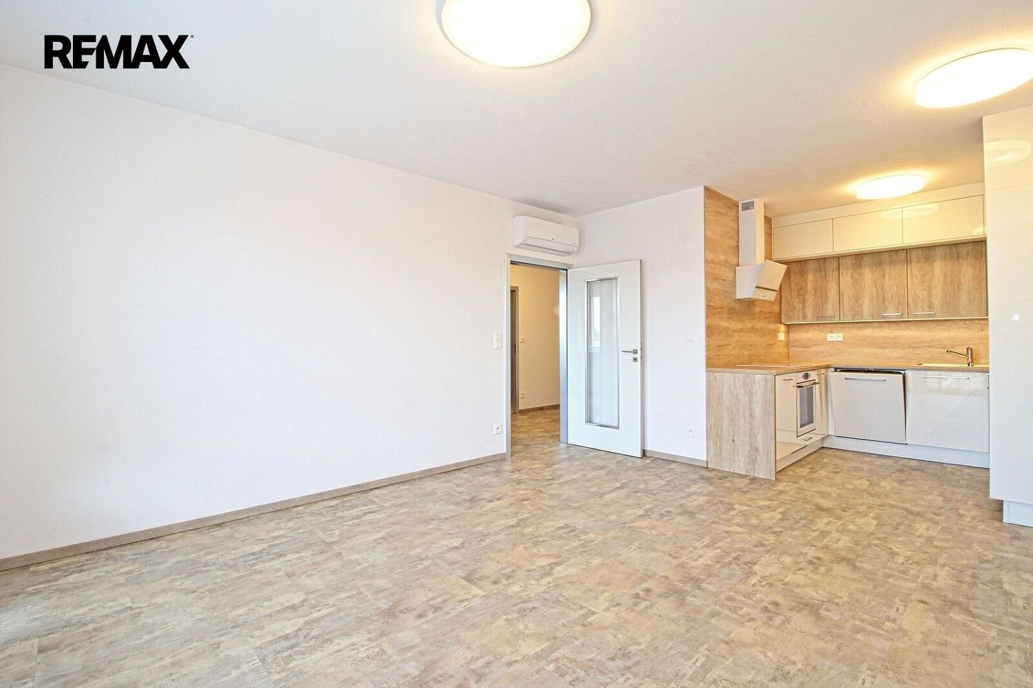 Pronájem byt 2+kk - Plzeň - Východní Předměstí, okres Plzeň-město, Plzeňský kraj, 58 m² - 2