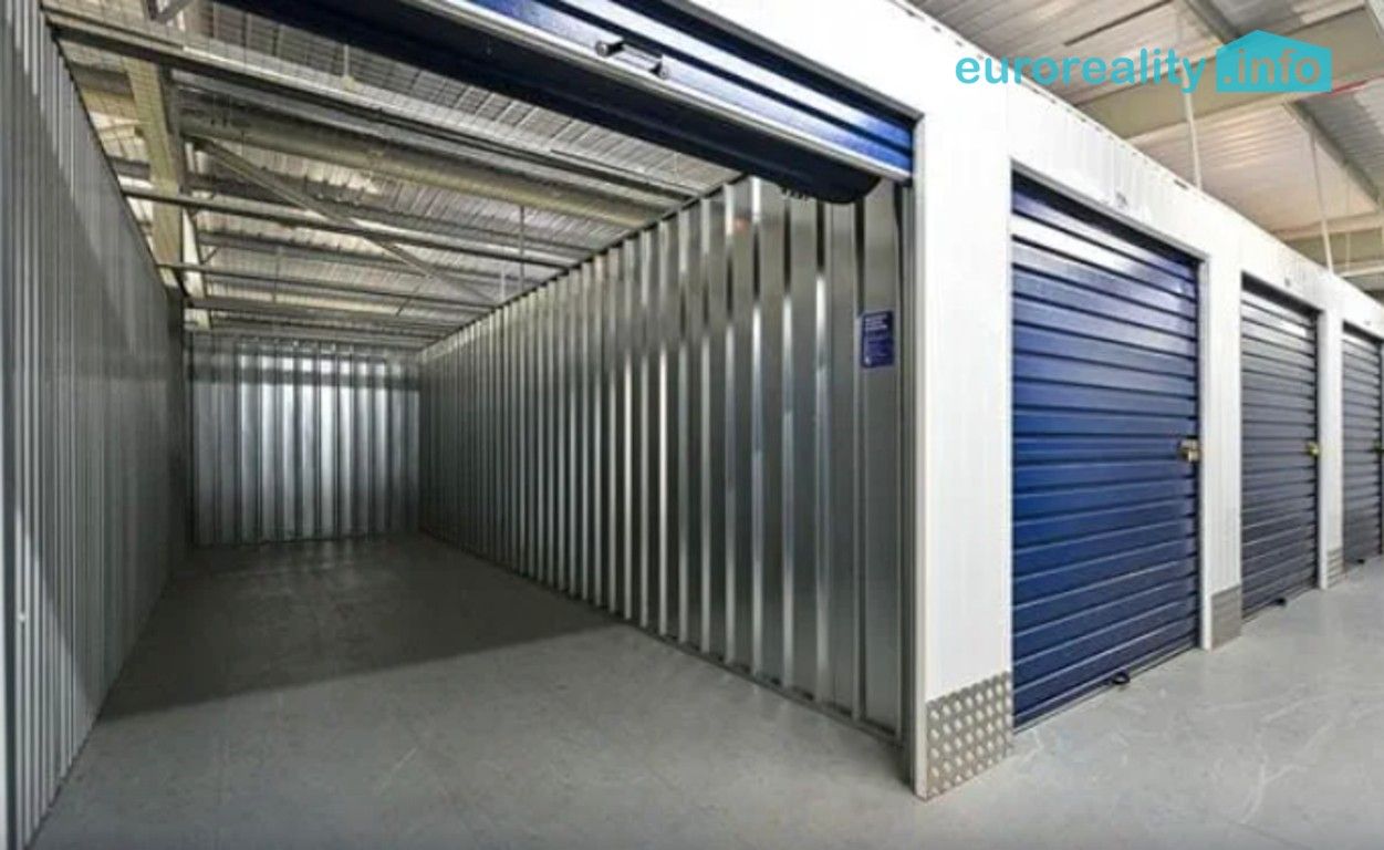 Sklady, třída Vítězství, Mariánské Lázně Hamrníky, 18 m² - 2
