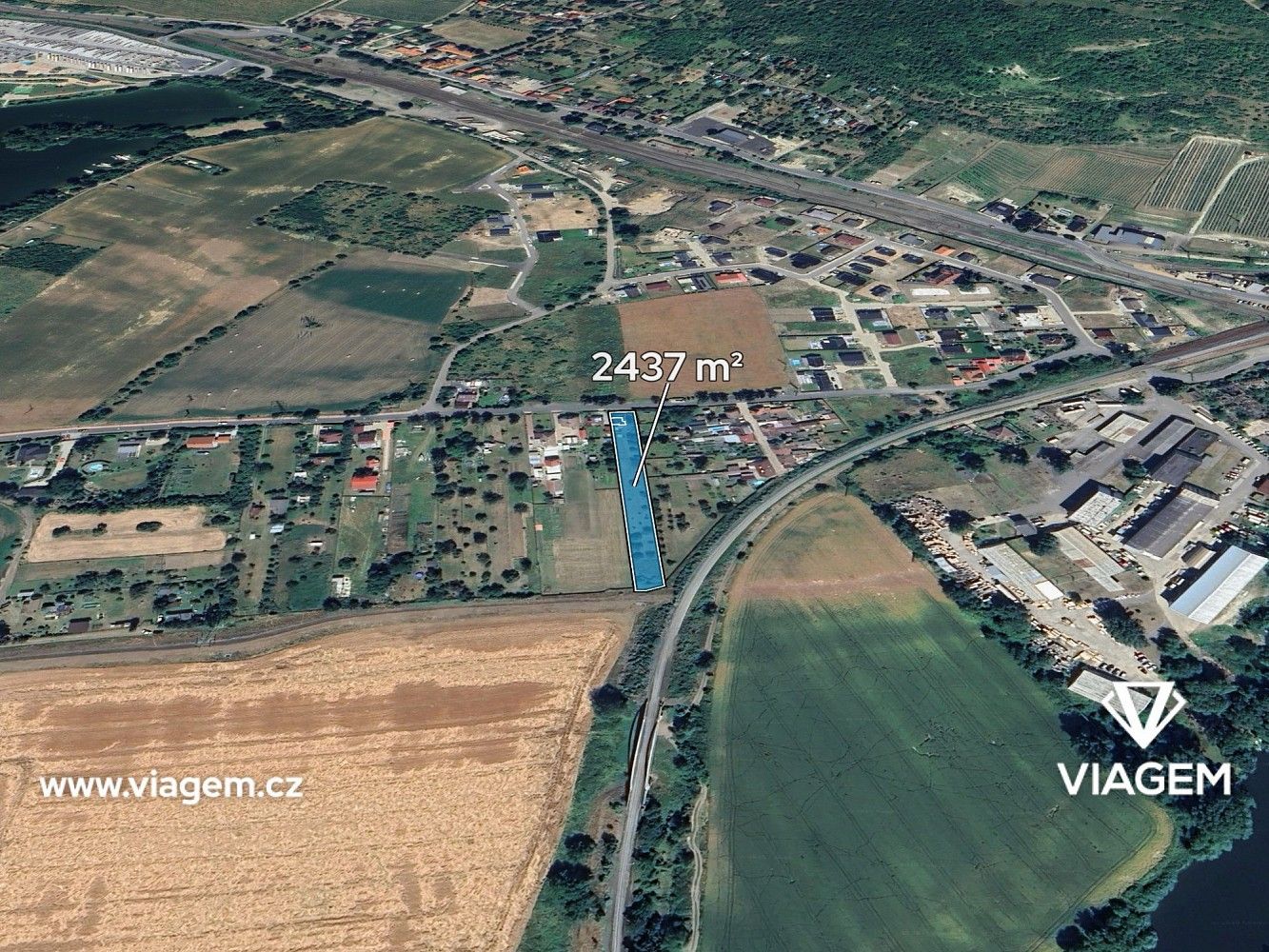 Zahrada, 228 m²
