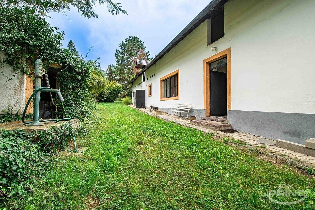 Chalupy, Malíkovice, okres Kladno, Středočeský kraj, 350 m²