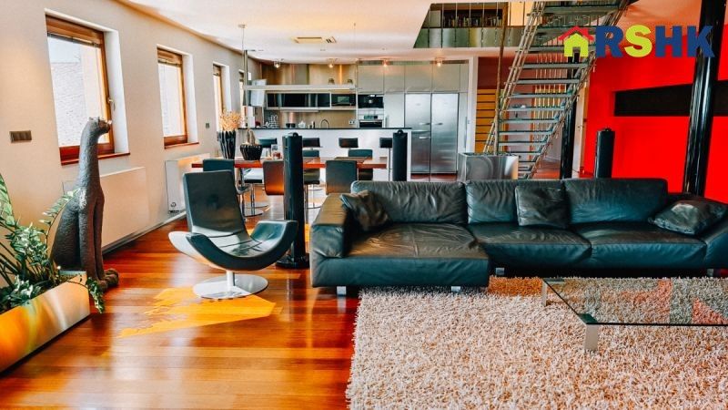 Prodej rodinný dům - Hradec Králové, 950 m²