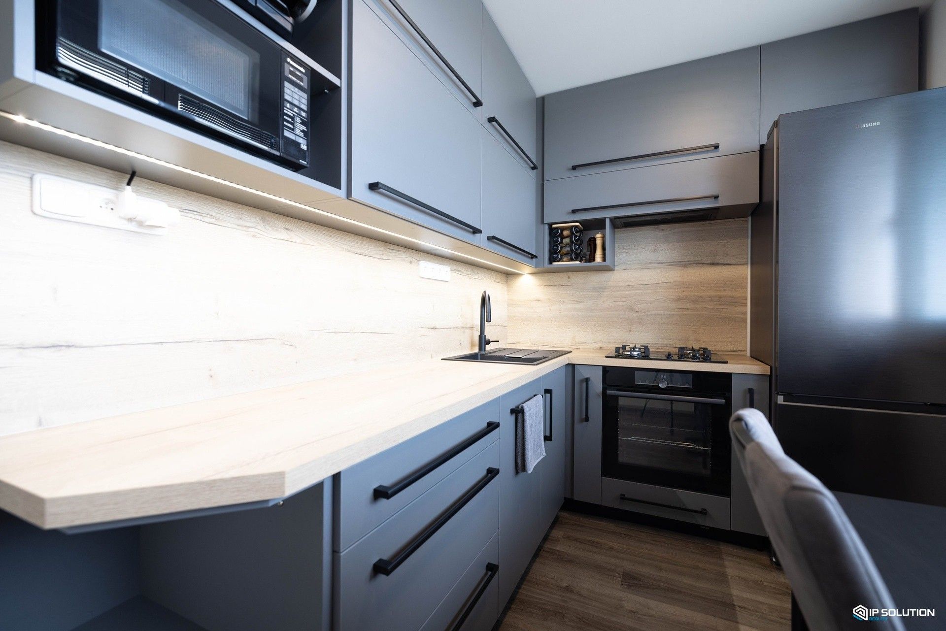 3+1, Kpt. Jaroše 756, Orlová Lutyně, 58 m² - 1