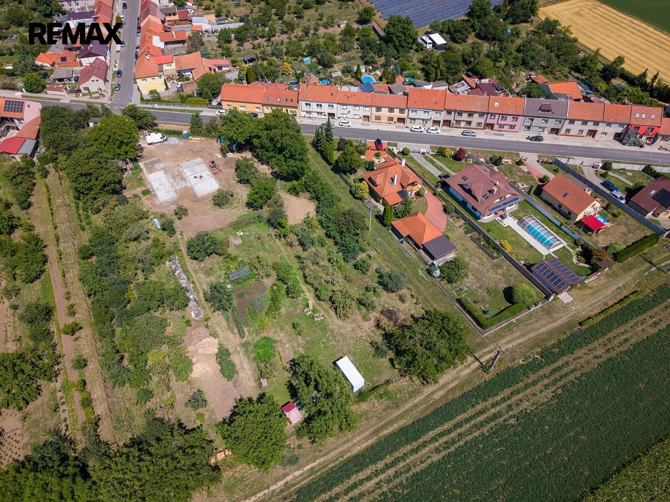 Pozemky pro bydlení, Určice, okres Prostějov, Olomoucký kraj - 1