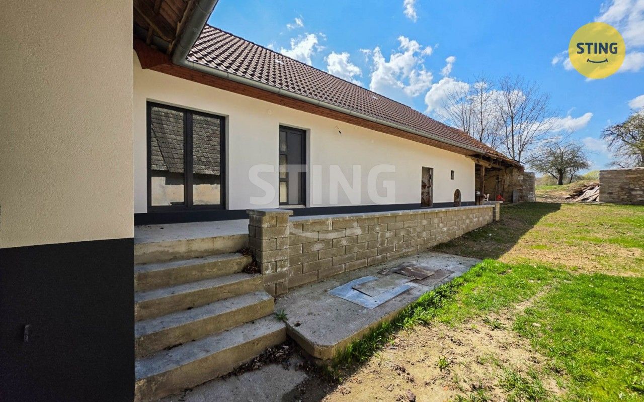 Rodinné domy, Číhalín, 120 m² - 2