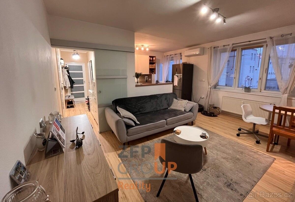 Pronájem byt - Znojmo, 669 02