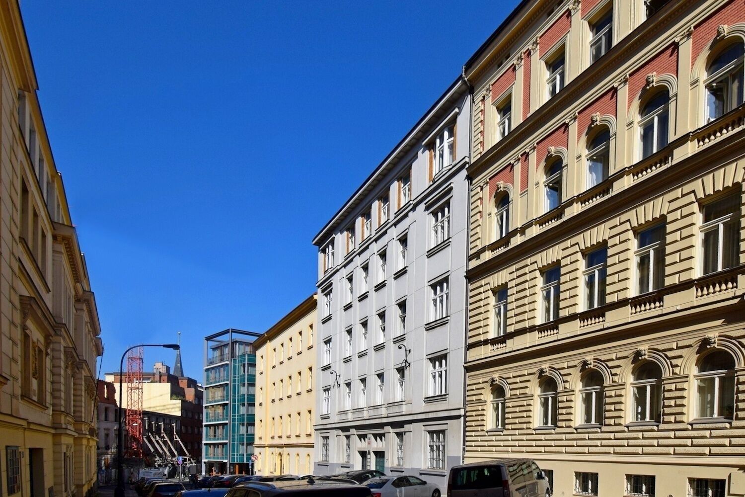 1+1, Hálkova, Praha, 32 m² - 1