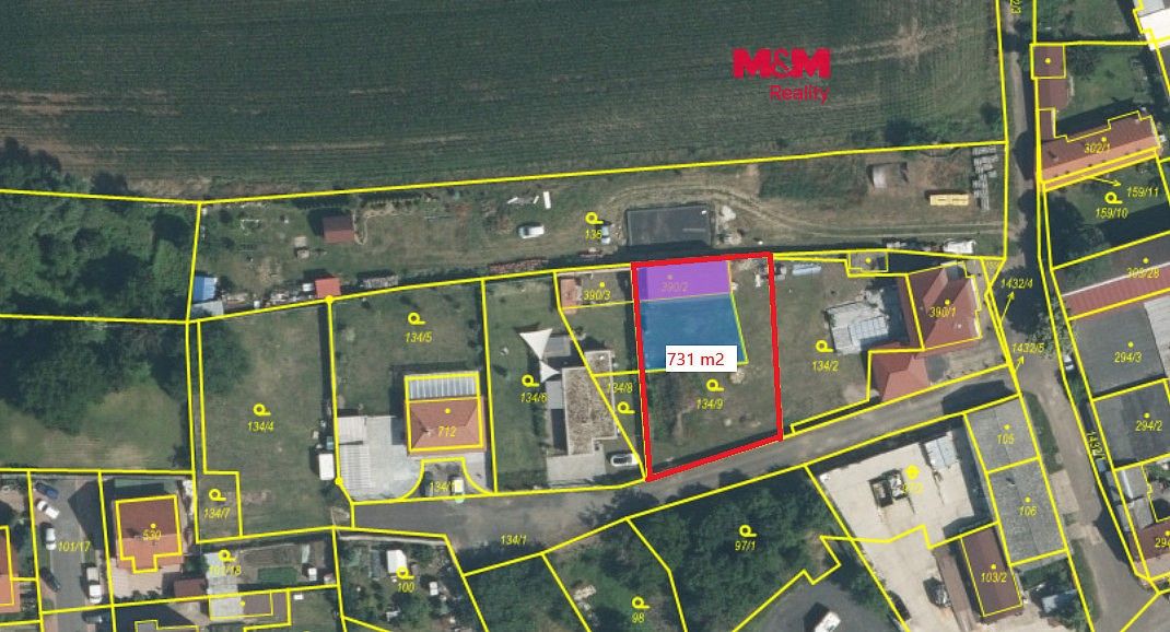 Pozemek pro bydlení, 731 m²