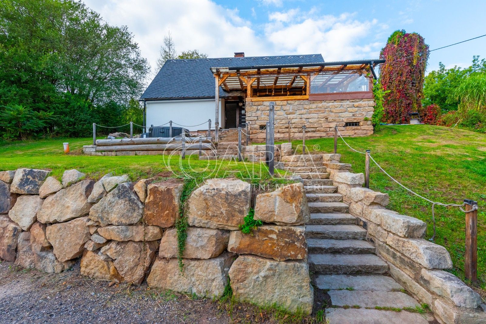 Rodinné domy, Hajnice, 115 m²