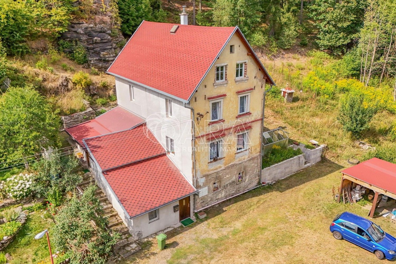 Rodinné domy, Podhradí, okres Cheb, Karlovarský kraj, 306 m² - 1