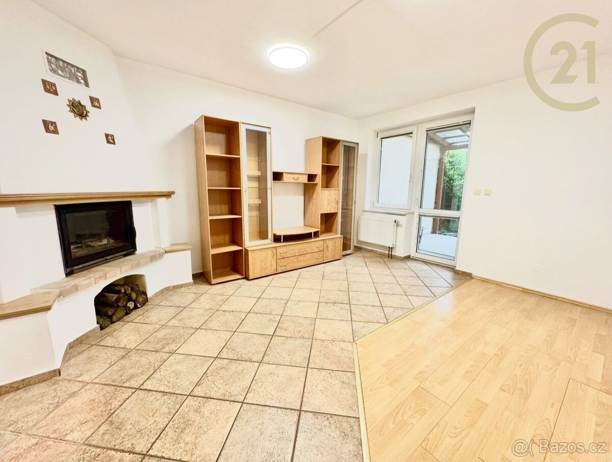 Pronájem rodinný dům - Rajhrad, 664 61