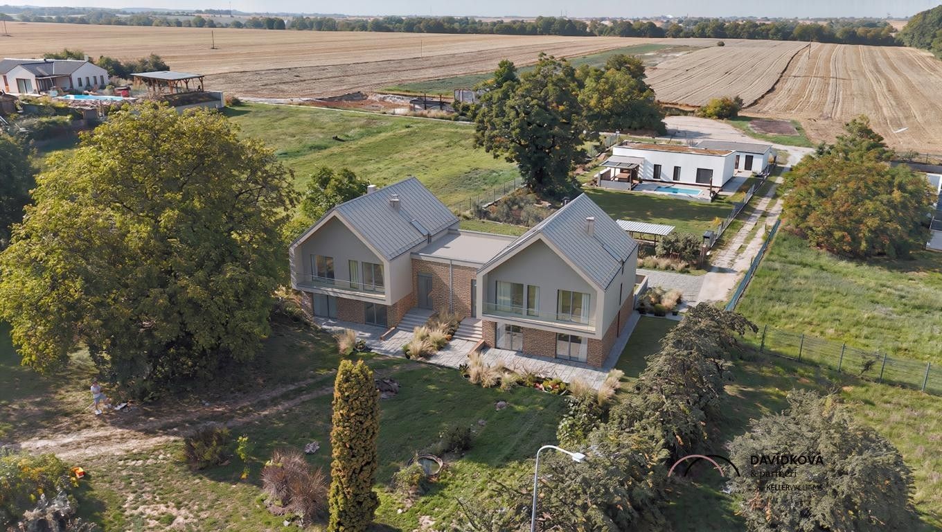 Pozemky pro bydlení, Posvícenská náves 107, Hostouň, 676 m² - 1