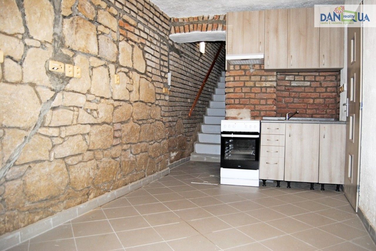 Pronájem byt 1+kk - Skalní, Plzeň, 22 m² - 5
