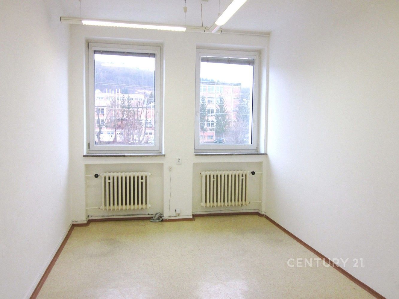 Kancelář · 17 m² · Nábřeží, Zlín - Prštné - 3