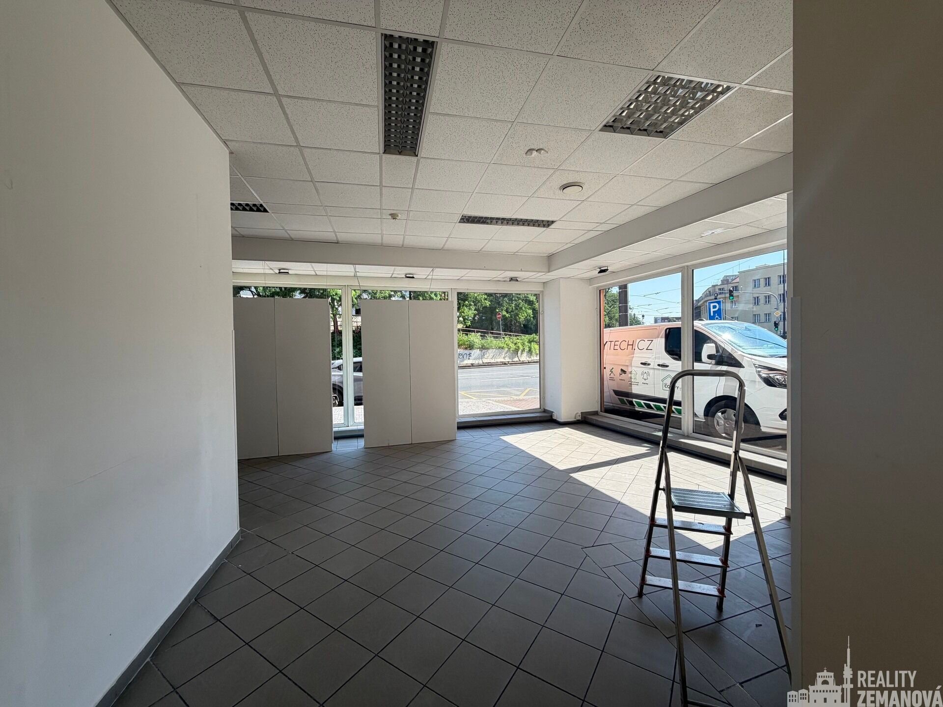 Obchodní prostory, Nuselská, Praha, 323 m² - 2