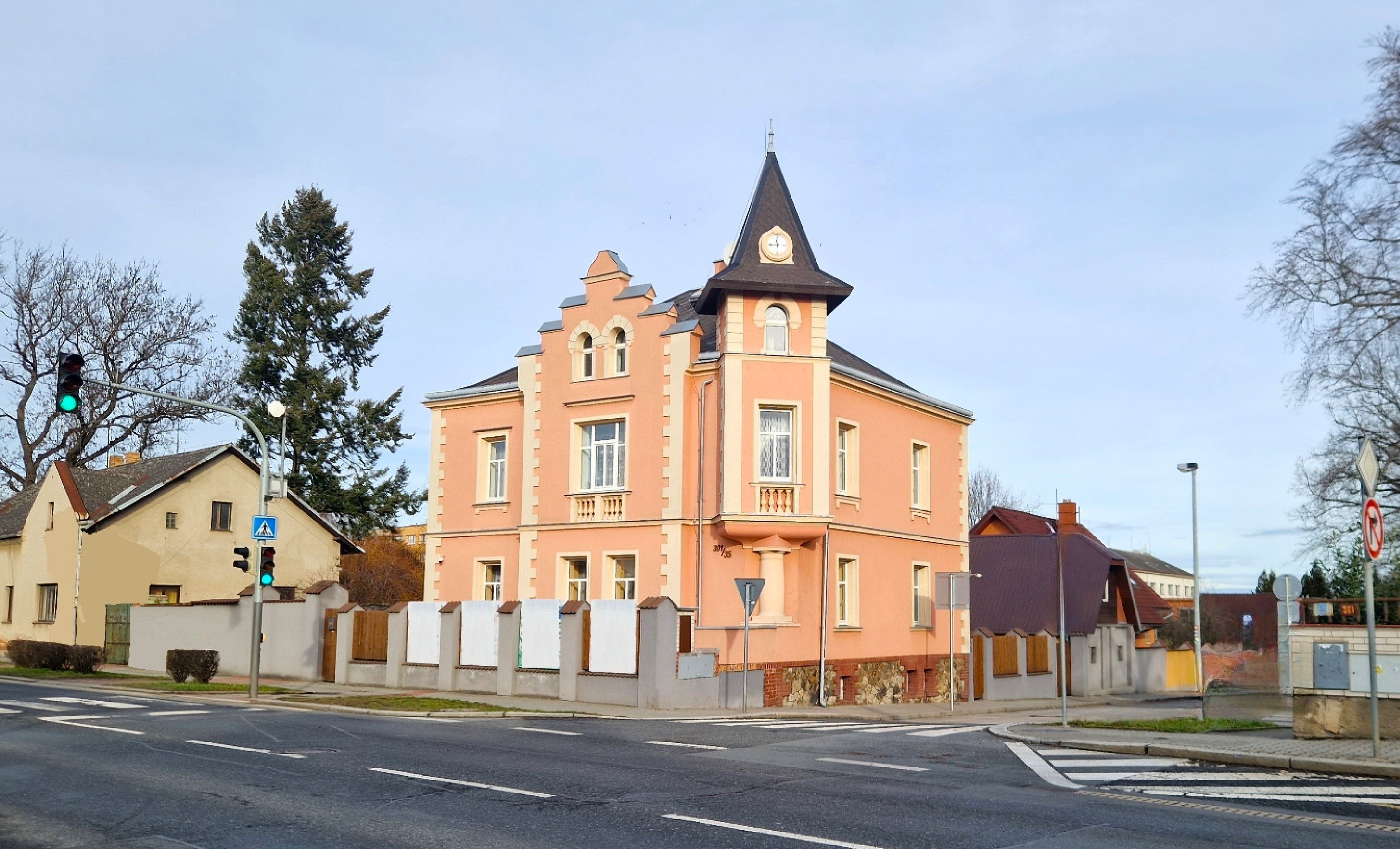 Kanceláře, Přátelství 301/35, Praha, 480 m²