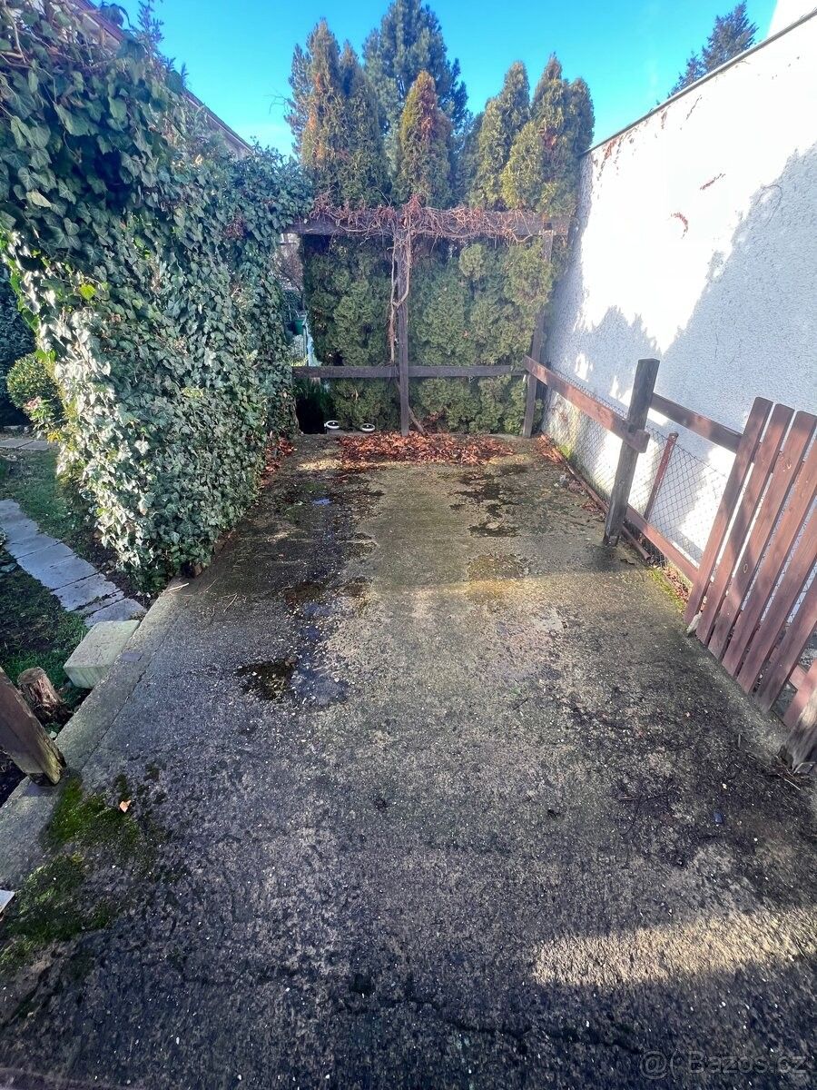 Pronájem garáž - Praha, 140 00