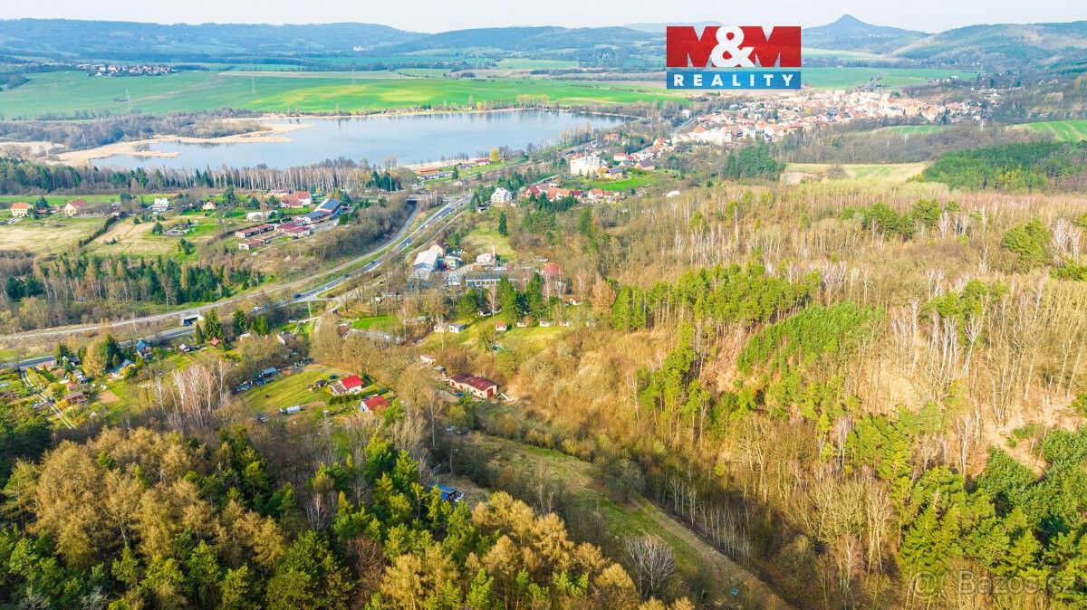 Pozemky pro bydlení, Chotiněves, 411 45