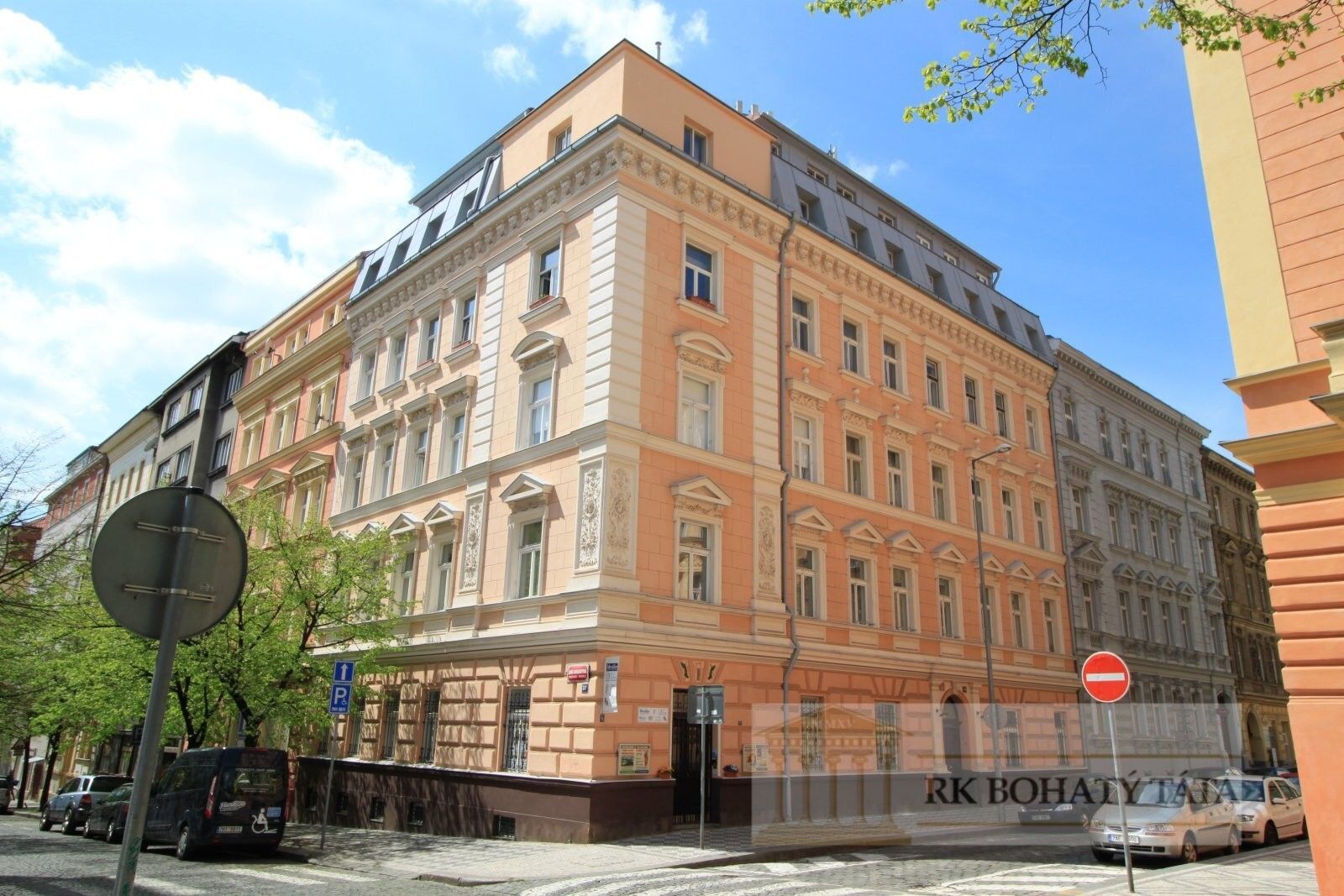 Pronájem byt - Varšavská, Praha, 20 m²