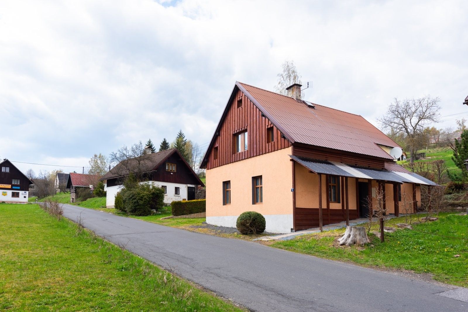 Rodinné domy, Vysoké nad Jizerou Horní Tříč, 150 m² - 1