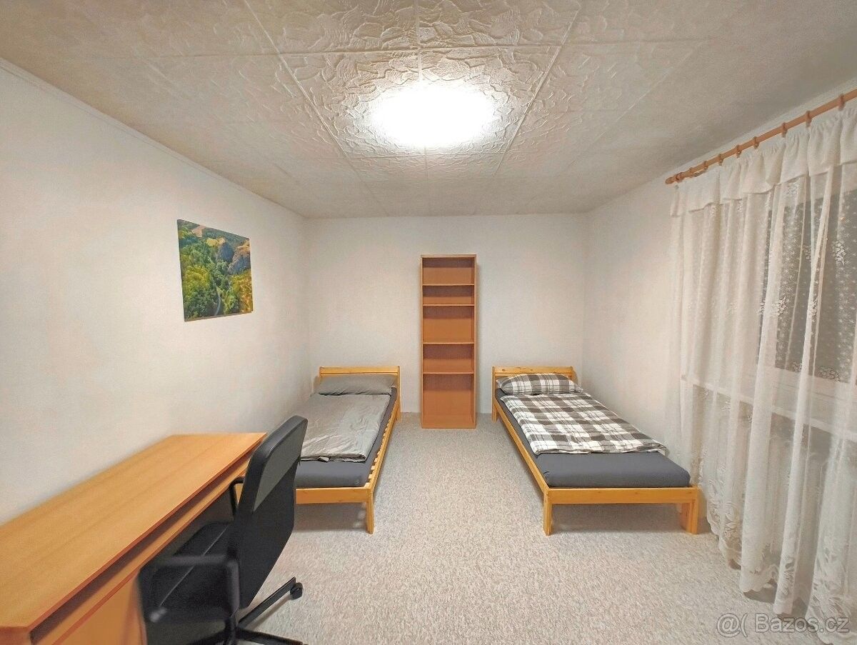 Pronájem rodinný dům - Praha, 160 00