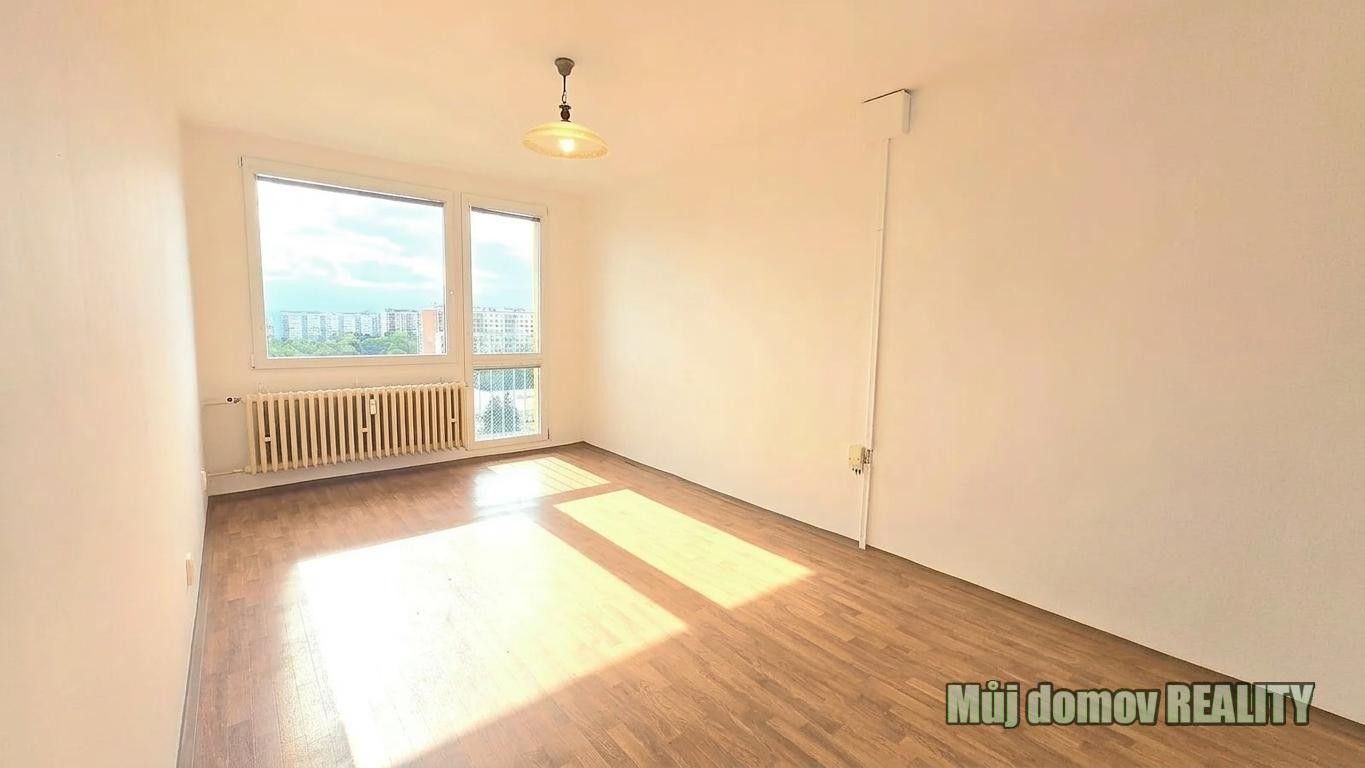 Byt 3+1 · 68 m² · Famfulíkova, Praha - 3