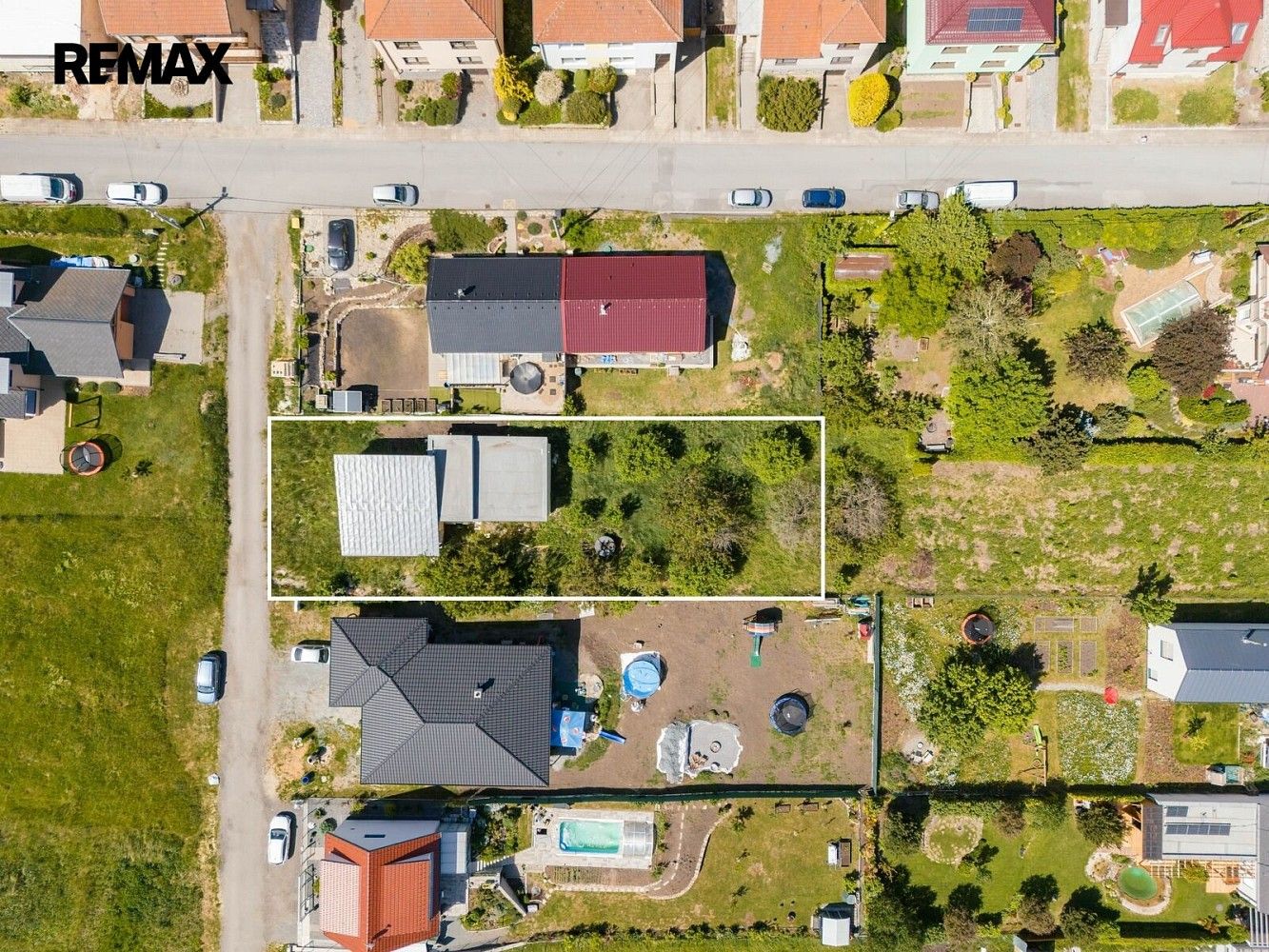 Pozemek pro bydlení, 885 m²