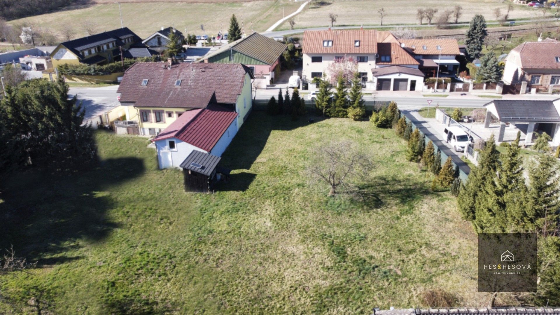 Pozemek pro bydlení, 1 300 m²