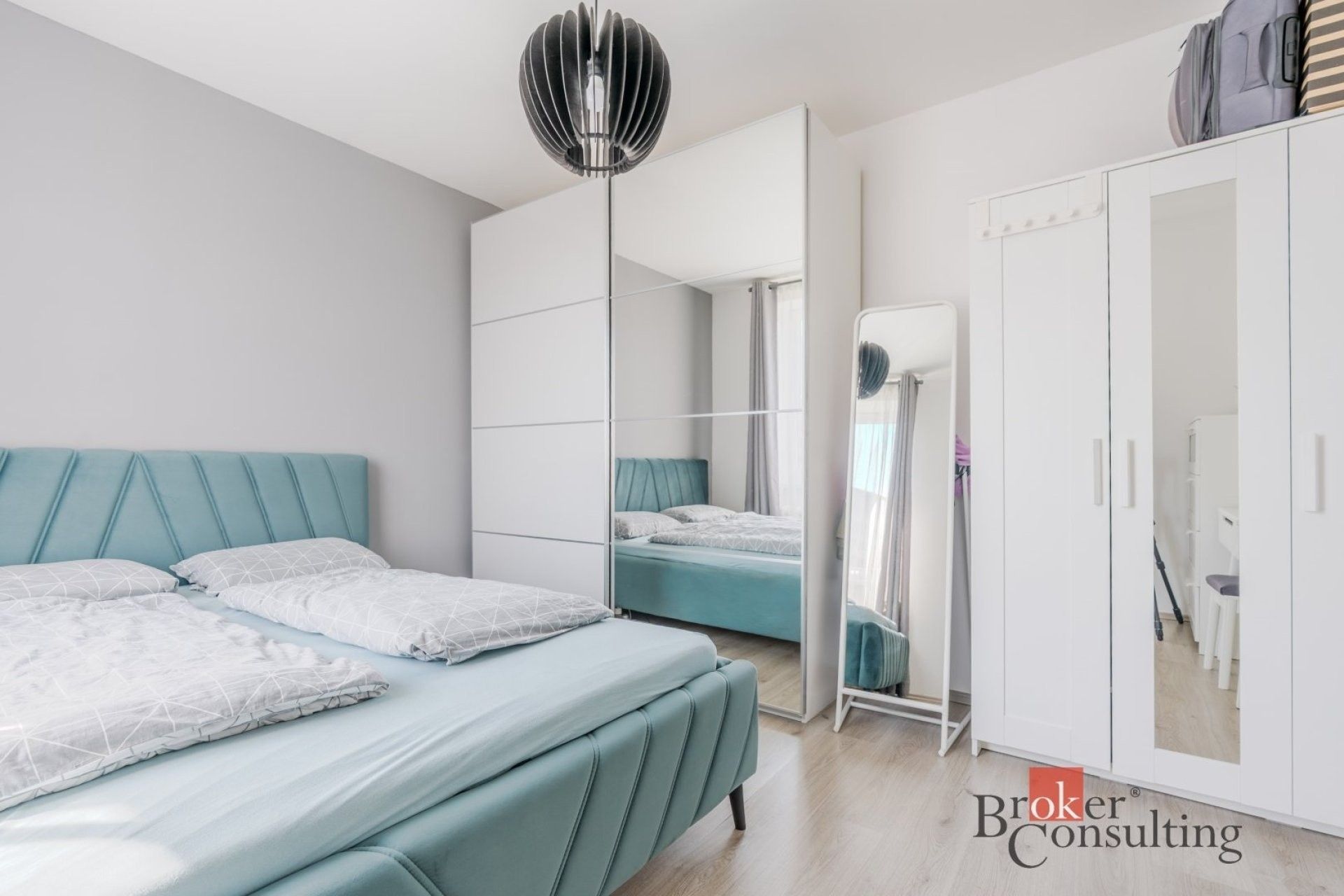 Pronájem byt 2+1 - Michelangelova, Praha, 51 m² - 5