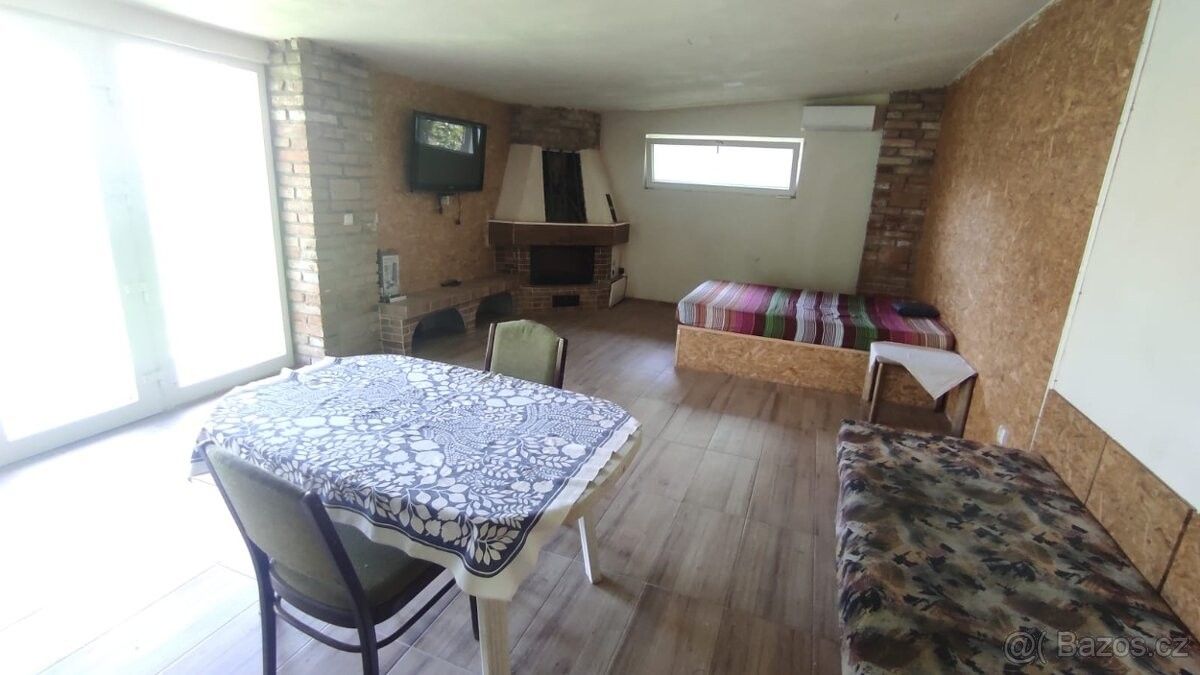 Rodinné domy, Jaroslavice, 671 28