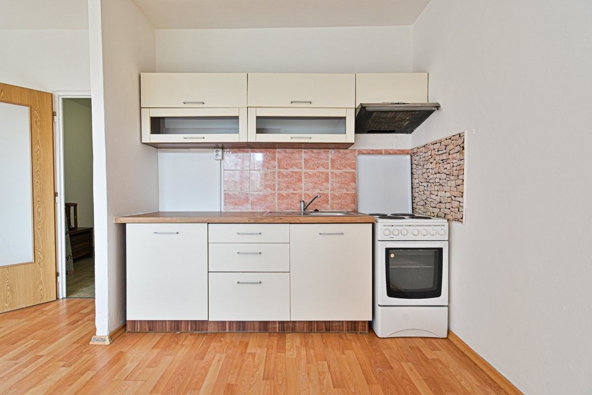 Pronájem byt 1+kk - Blatnická, Brno, 33 m²