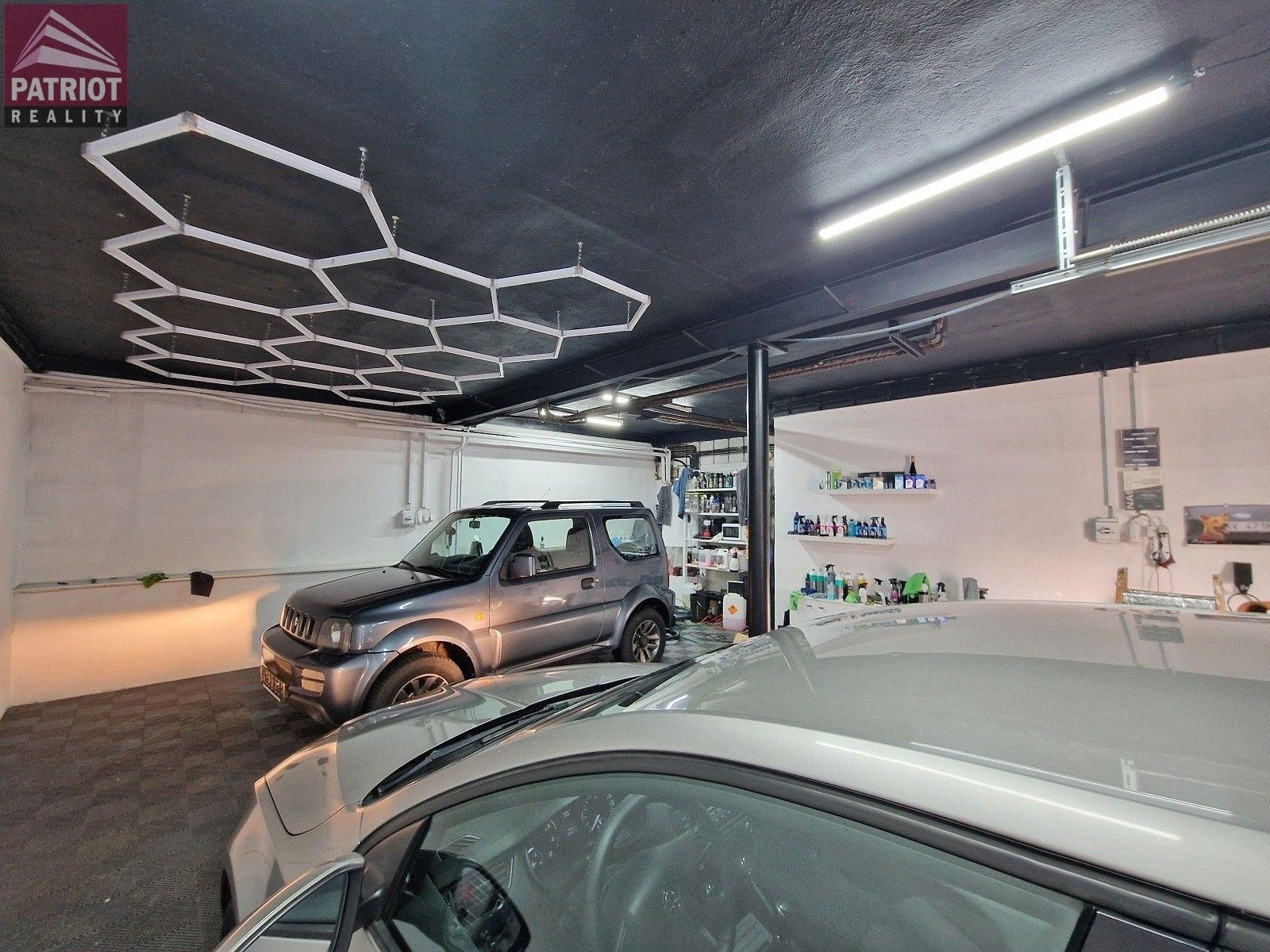 Pronájem garáž - U Romzy, Olomouc, 50 m²