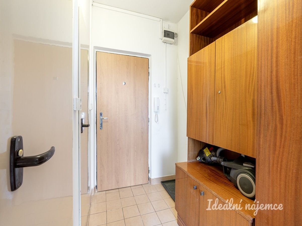 Pronájem byt 1+kk - Bítovská, Praha, 23 m²