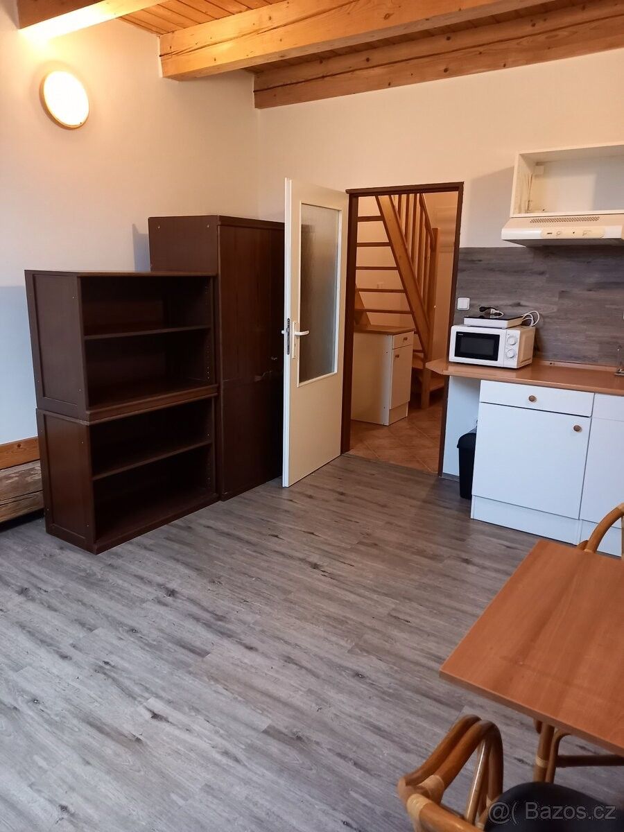 Byty, Velké Popovice, 251 69