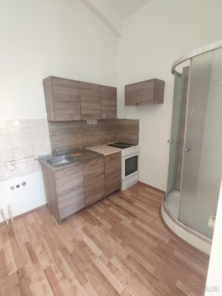 Pronájem byt - Chrast u Chrudimě, 538 51 - 5