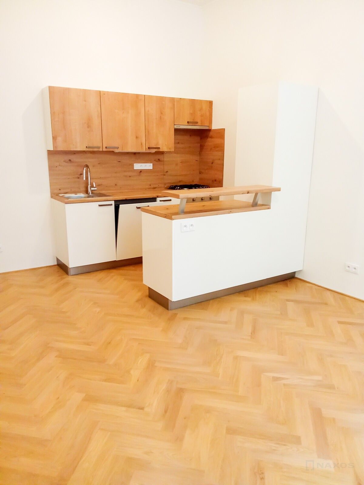 Pronájem byt 3+kk - Lesnická, Praha, 89 m²