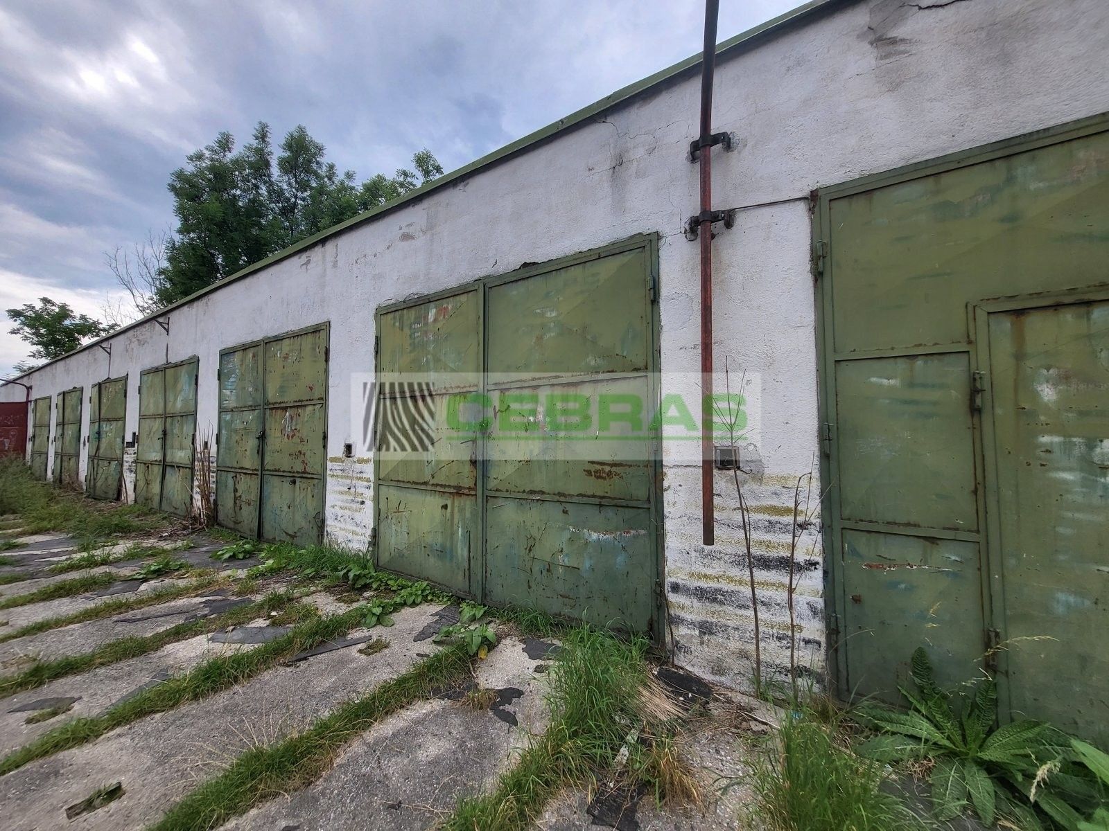 Sklady, Omlenice, 291 m²