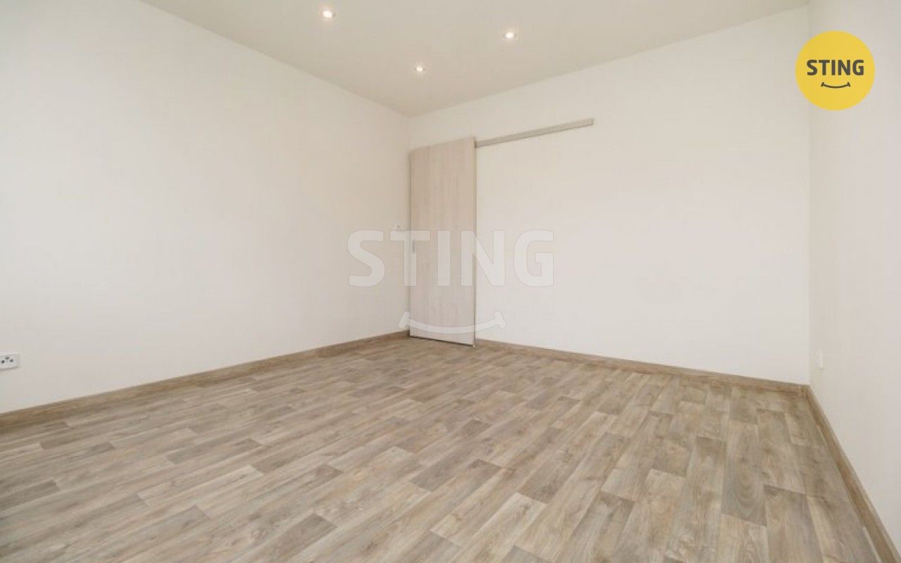 Pronájem byt 2+1 - Výškovická, Ostrava, 57 m² - 5