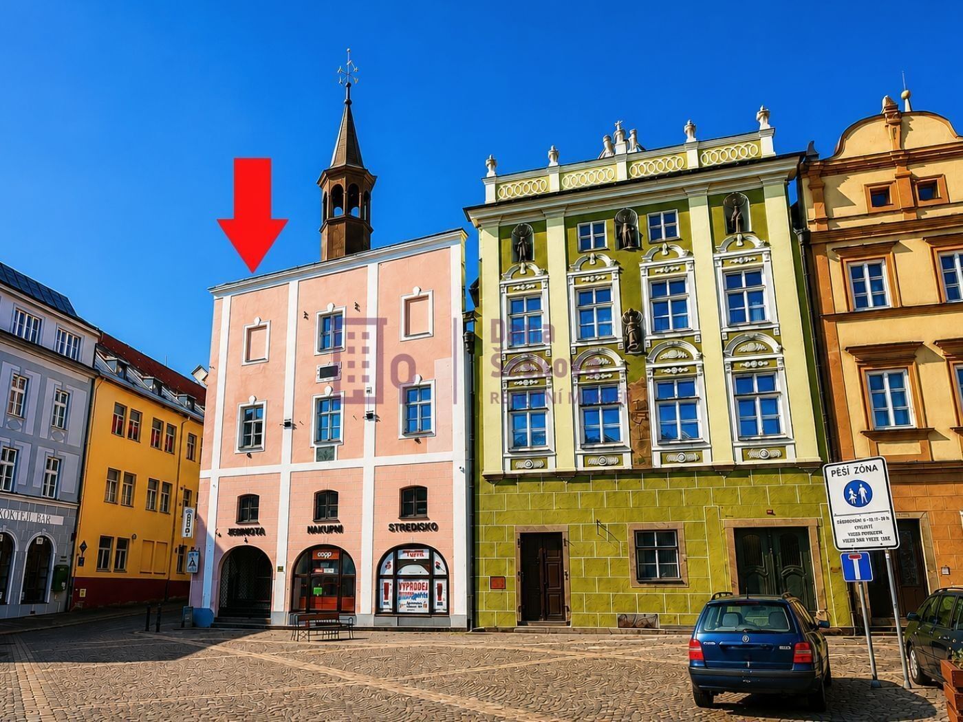 Obchodní prostory, nám. Míru 82, Jindřichův Hradec I, 525 m²