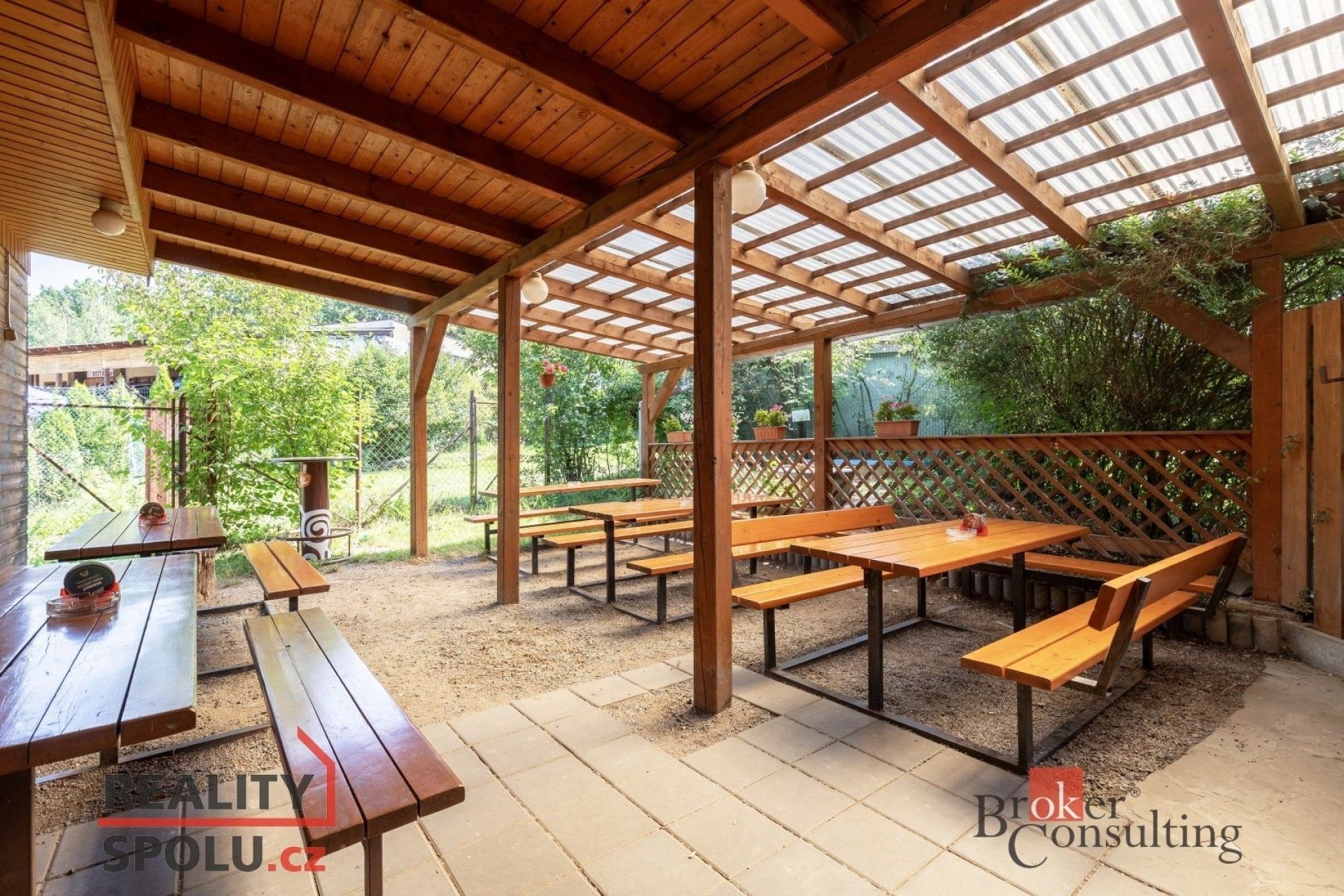 Prodej restaurace - Tvarožná Lhota, 118 m²