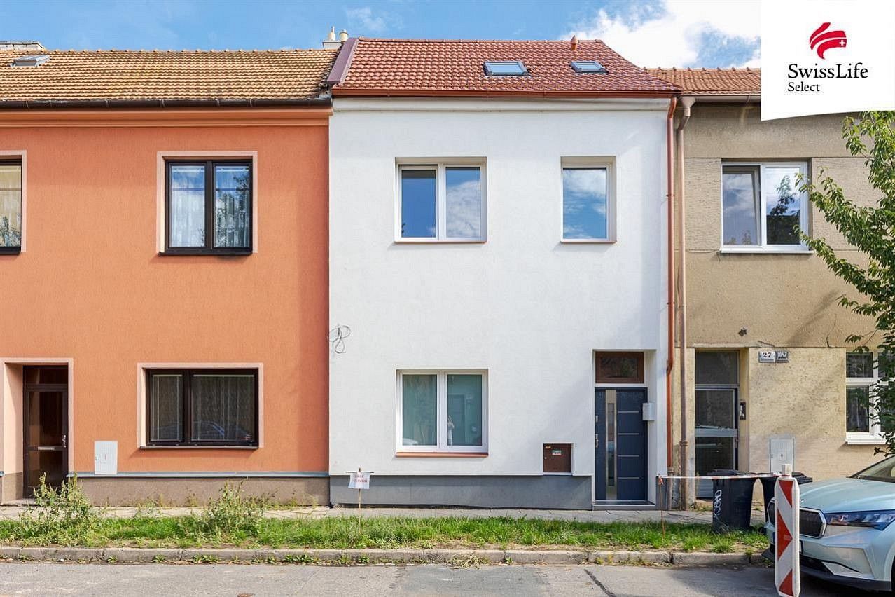 Rodinné domy, Gebauerova, Brno - Židenice, 166 m²