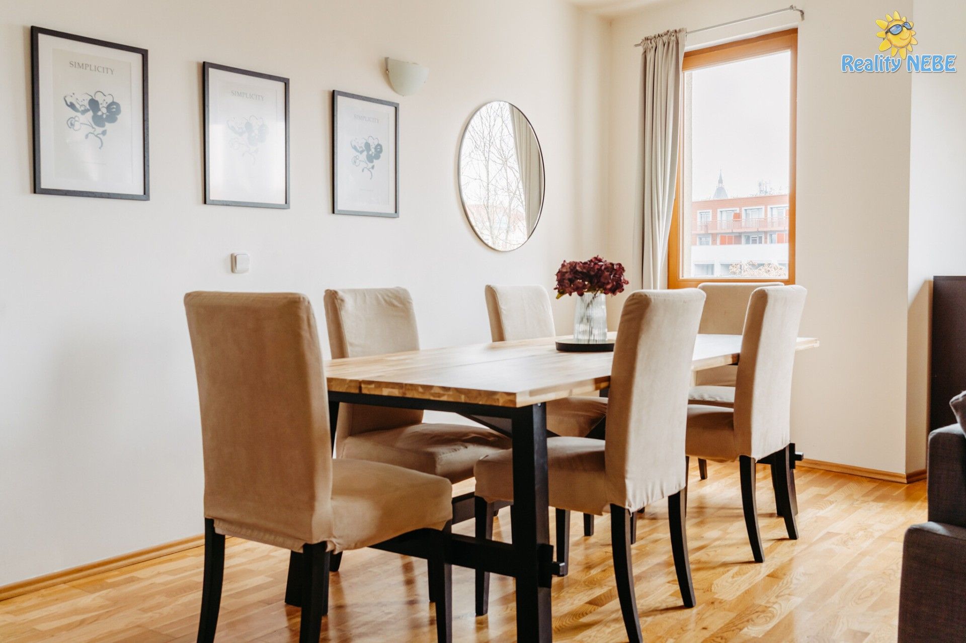 2+kk, Neklanova, Praha, 70 m²