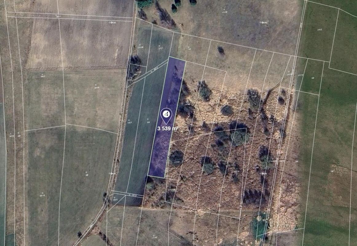 Zemědělské pozemky, Uhlířská Lhota, 1 490 m² - 2