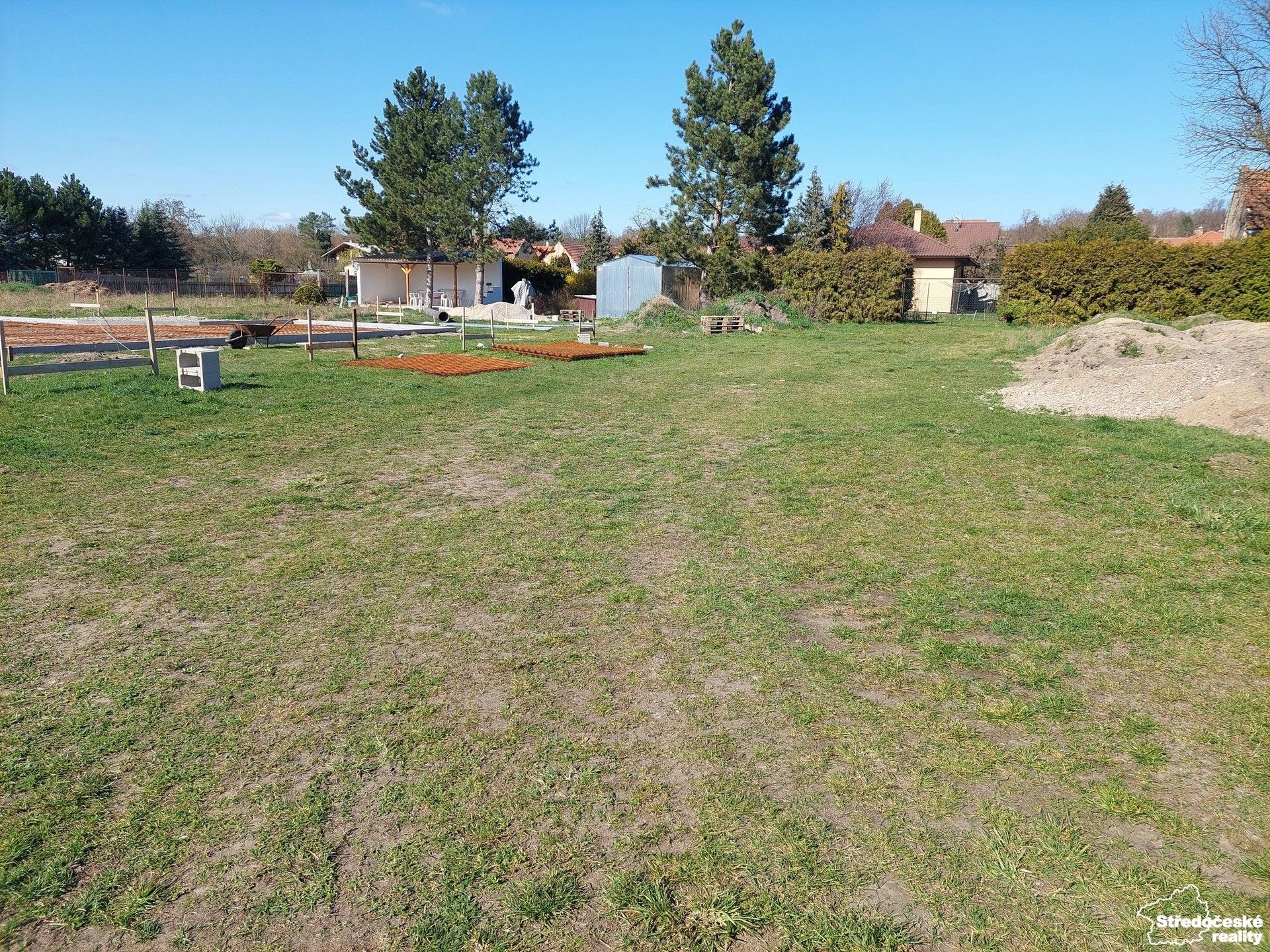 Pozemky pro bydlení, Čečelice - 1