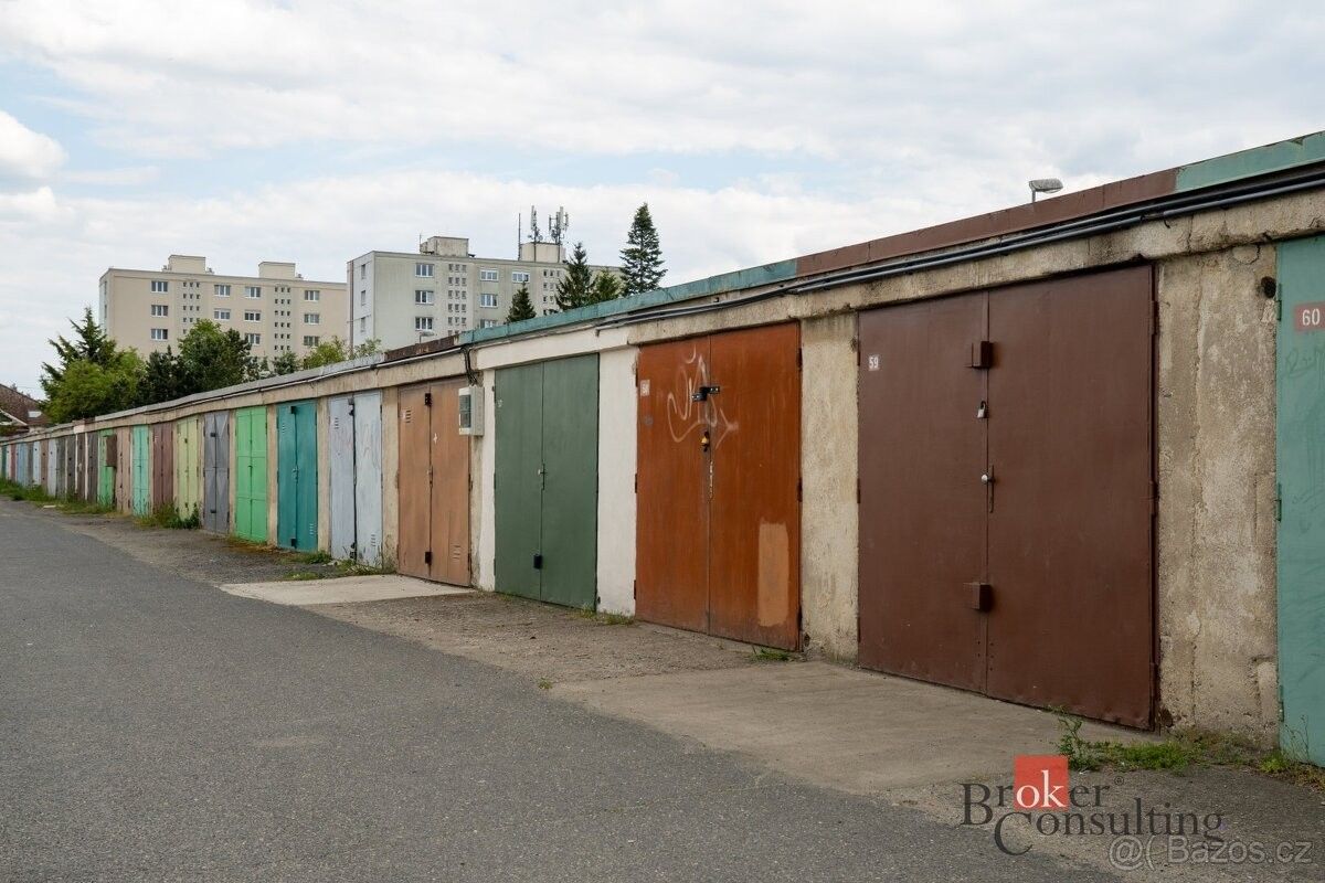 Garáže, Kralupy nad Vltavou, 278 01 - 2