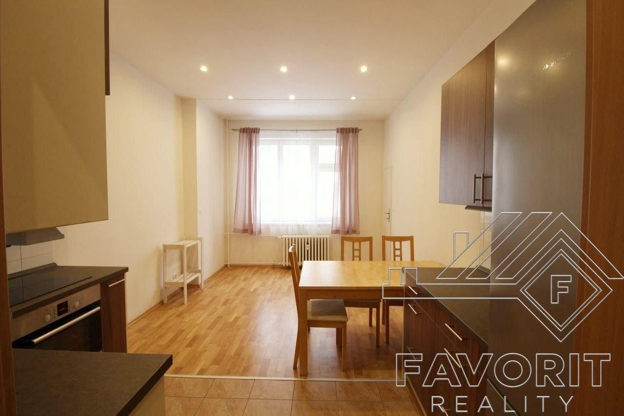 Byt 1+1 · 49 m² · Křižíkova, Praha - 3