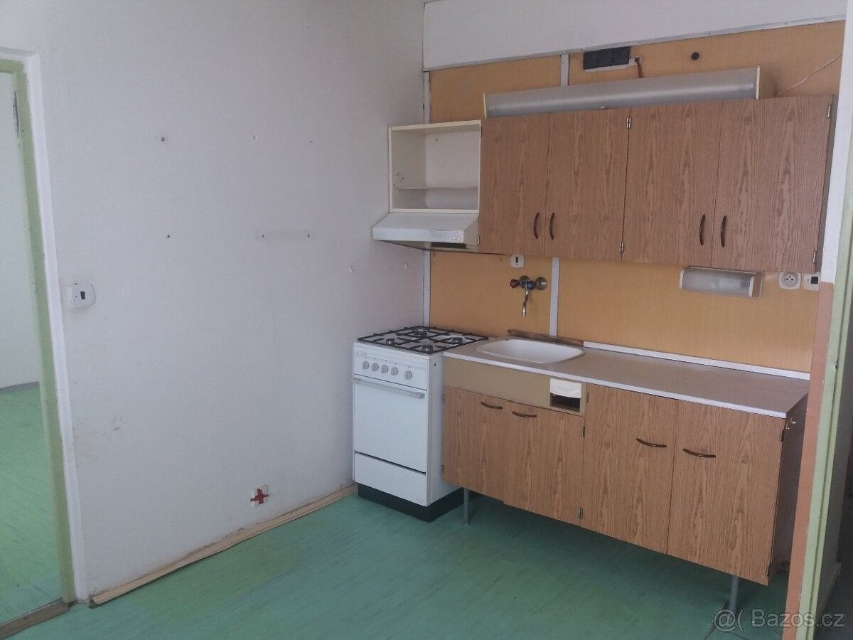 Pronájem byt - Chomutov, 430 04