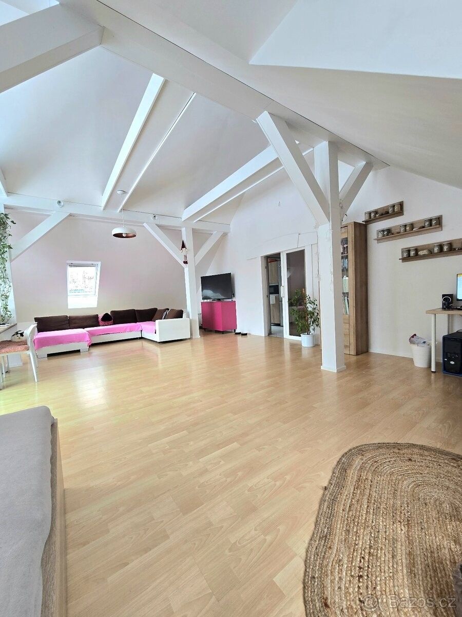 Pronájem byt - Chrudim, 537 01