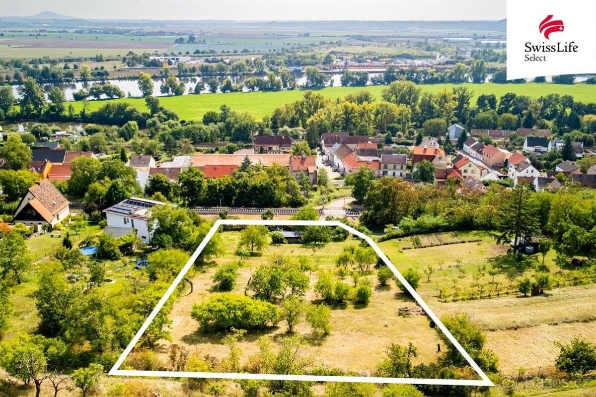 Prodej pozemek pro bydlení - Žalhostice, 411 01