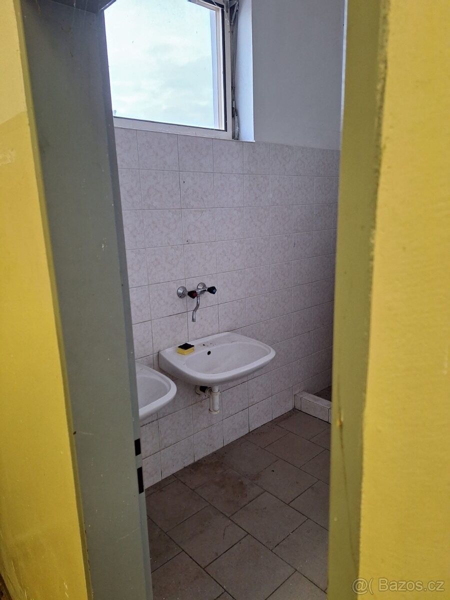 Pronájem sklad - Hradec Králové, 503 41