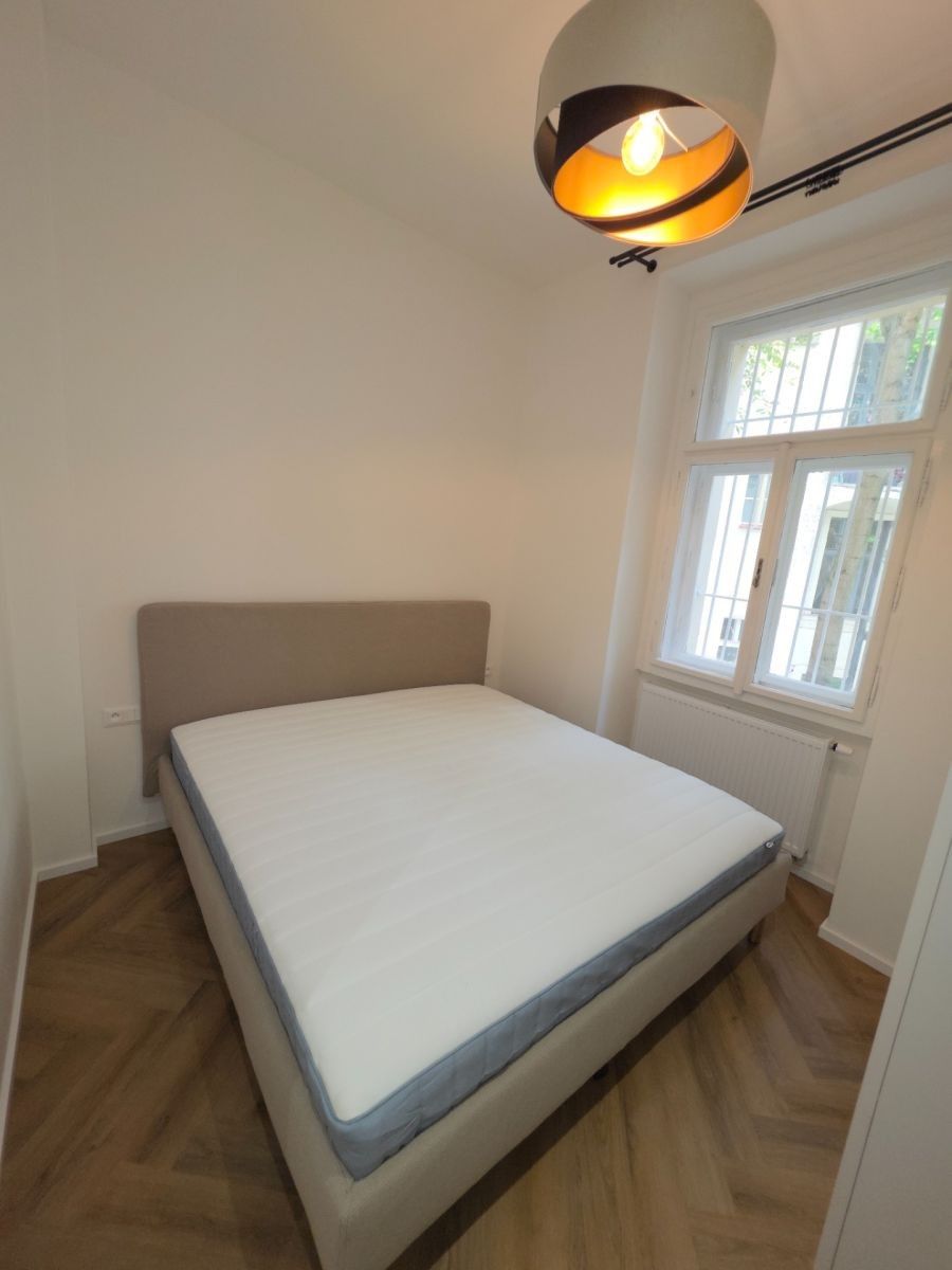 Pronájem byt 2+kk - Na Kozačce, Praha - Vinohrady, 36 m² - 5